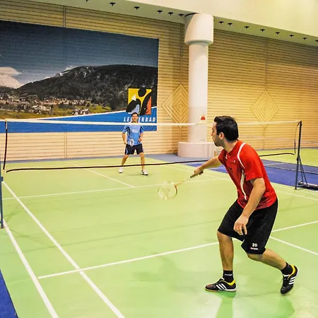 Cristal-6 By Interhome شقة